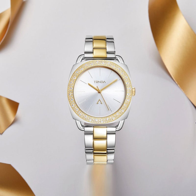 ترندا ساعة نسائية من TRNDA بإطار من الفولاذ المقاوم للصدأ الفضي وسوار من الفولاذ المقاوم للصدأ الفضي والذهبي. - Image 5
