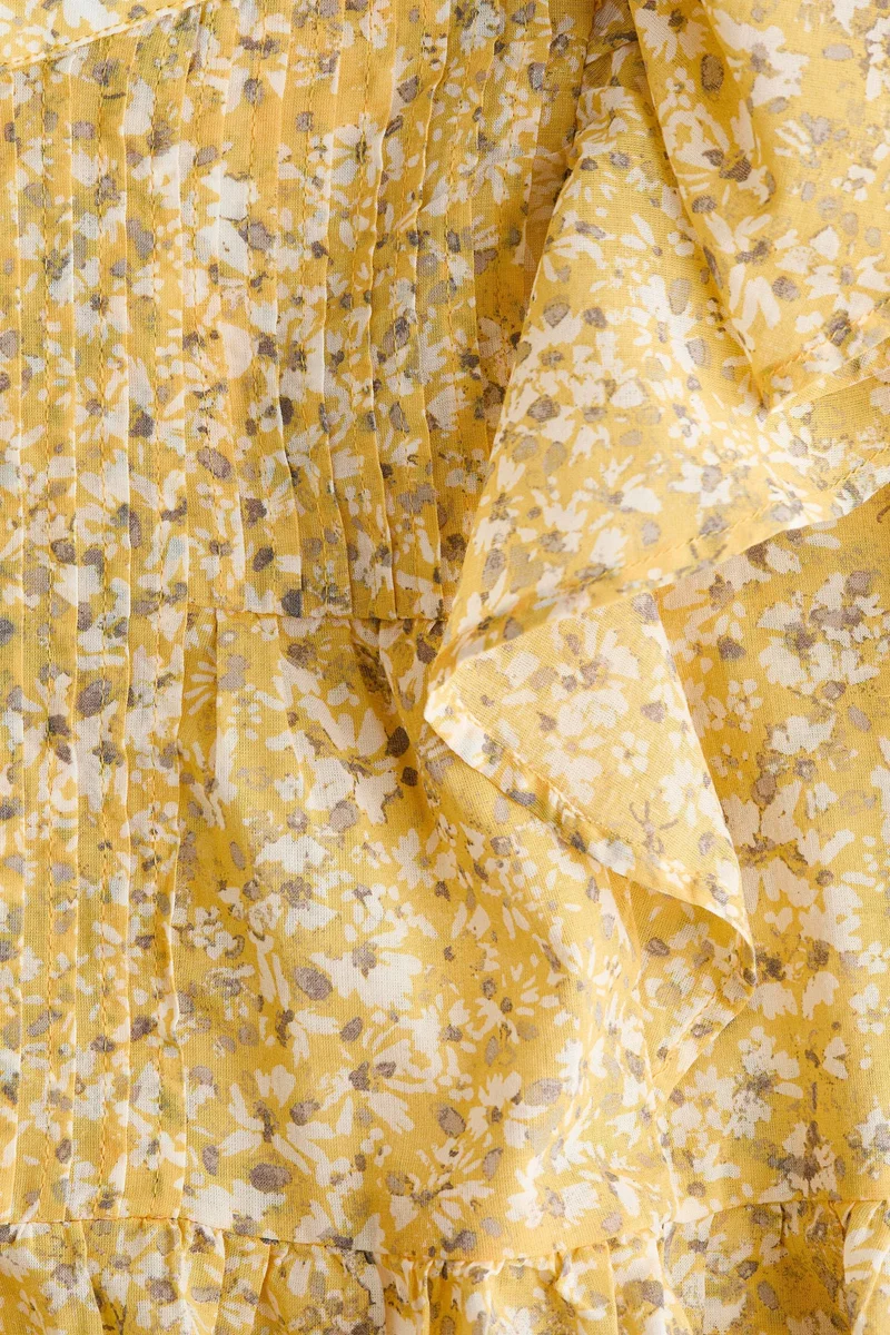 اتش اند ام بلوزة قطنية بحواف مكشكشة