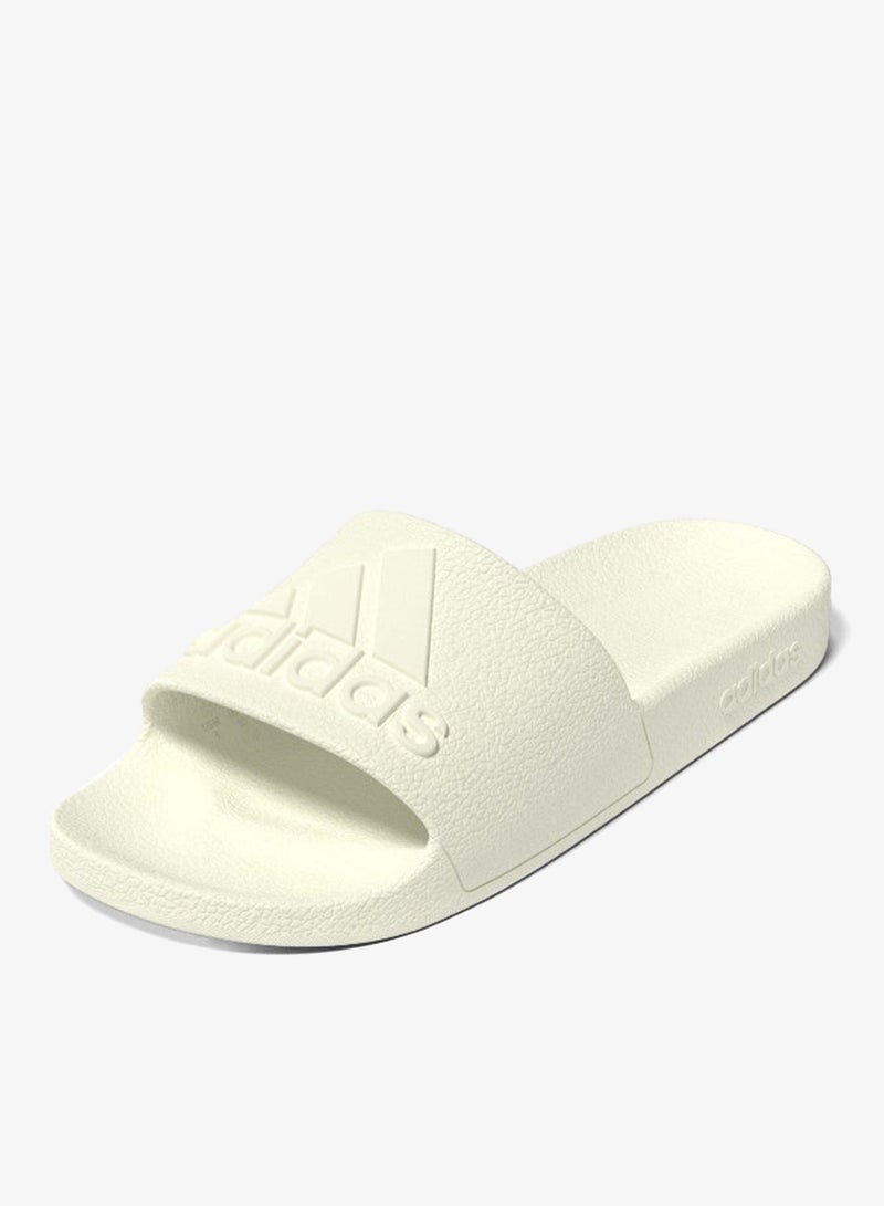 اديداس أديليت أكوا يو صنادل رياضية بيضاء للجنسين - Image 4