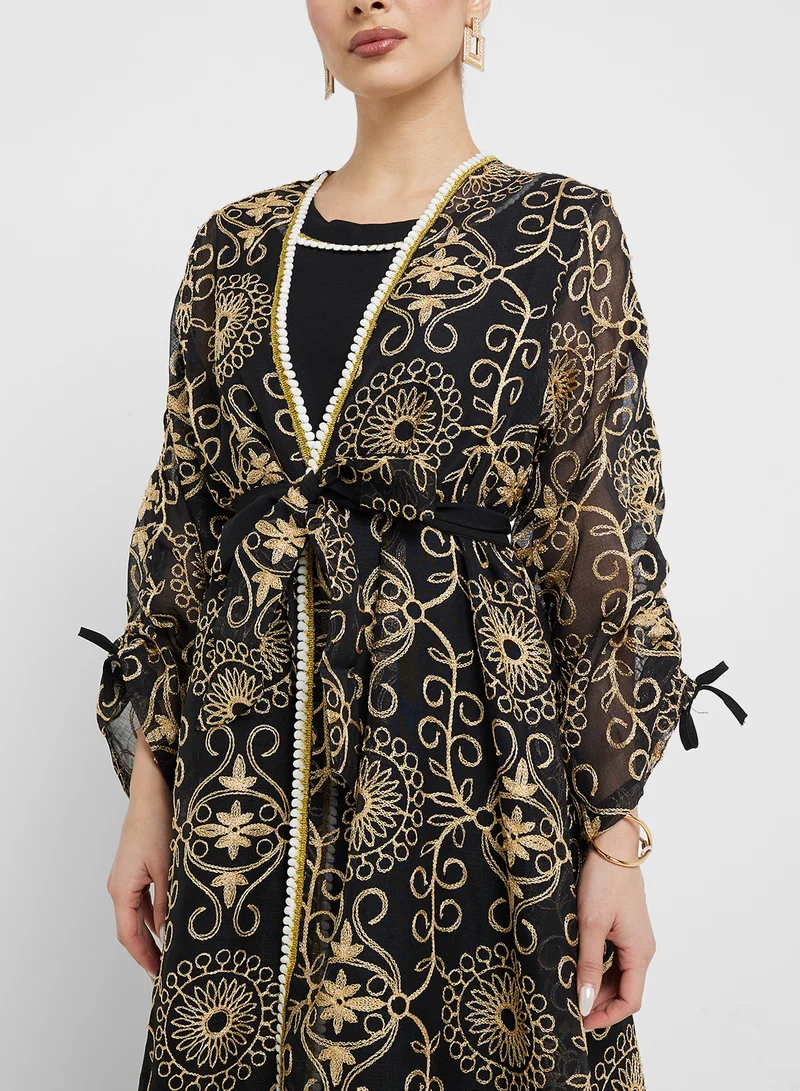 Khizana Embroidered Abaya With Inner