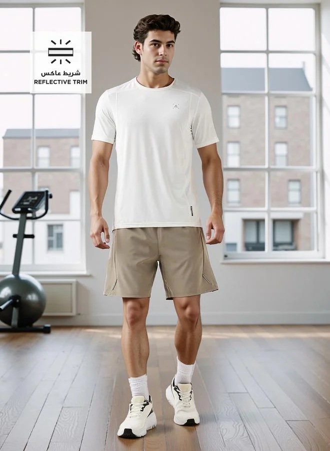 ادوت من سبلاش شورت بقصة عادية وخصر مطاطي