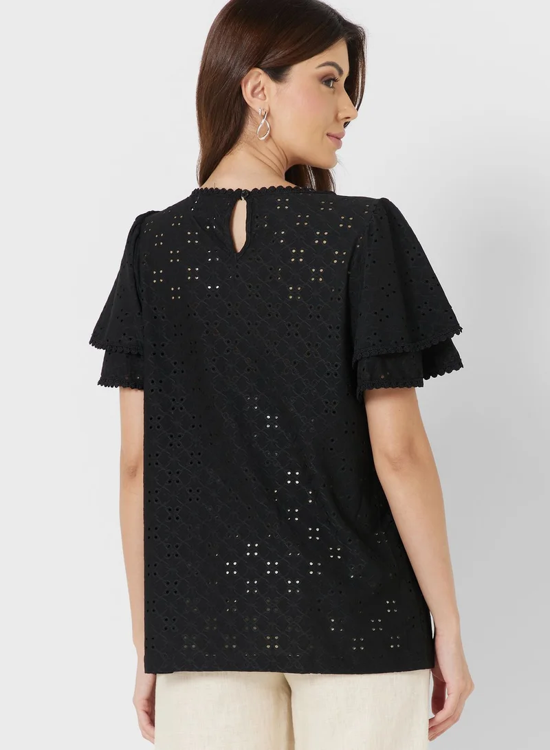ELLA Front Cutout Embroidery Top