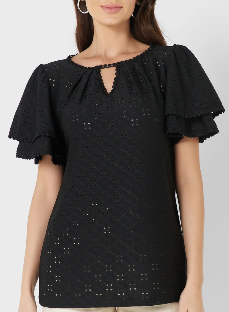 ELLA Front Cutout Embroidery Top