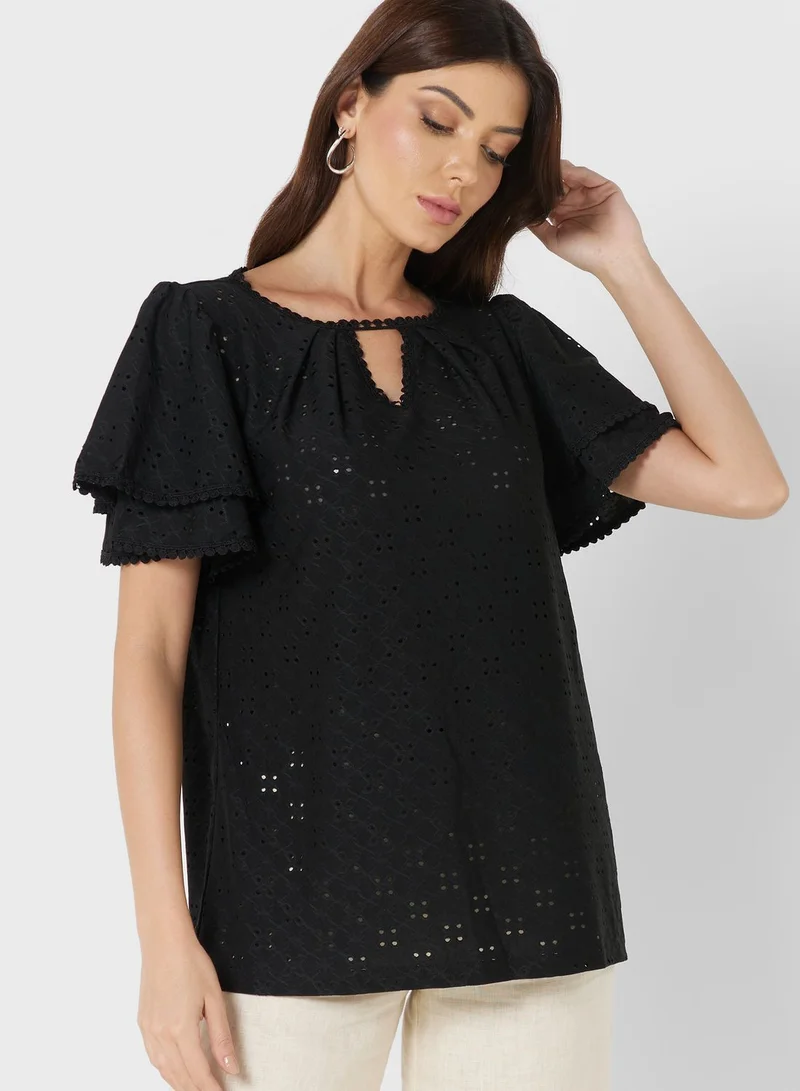 ELLA Front Cutout Embroidery Top