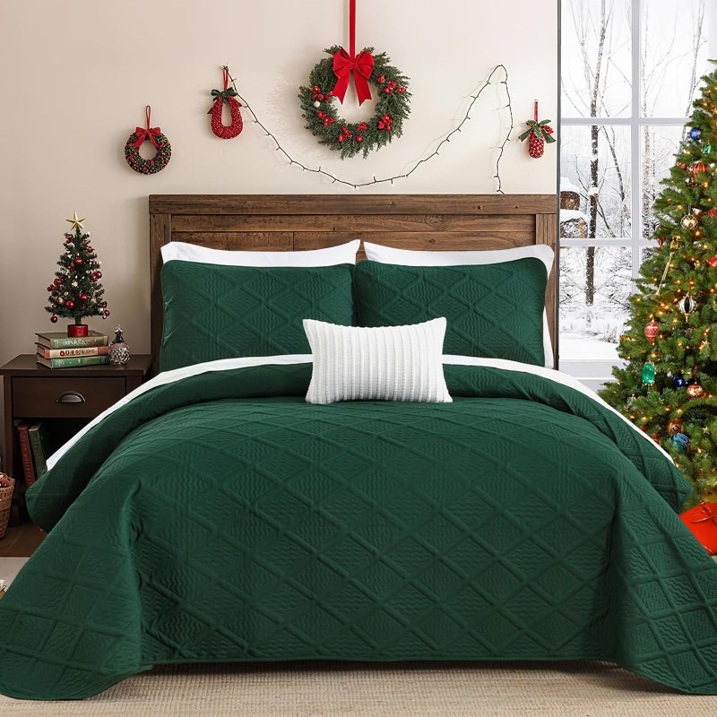 Yiran Christmas Quilts King Size Emerald Green Fall Winter Bedspread Bedding Set 3 Pieces Diamond Pattern Thin Lightweight Coverlet with 2 Pillow Shams for All Season 106x96 Inch
