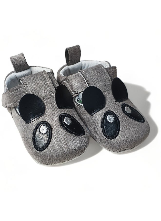 Baby girls shoes with panda design - pzsku/ZC4996C60813E0972C3DAZ/45/_/1730723807/b6ee6d9b-7ffd-47fb-971d-9fd566270f31