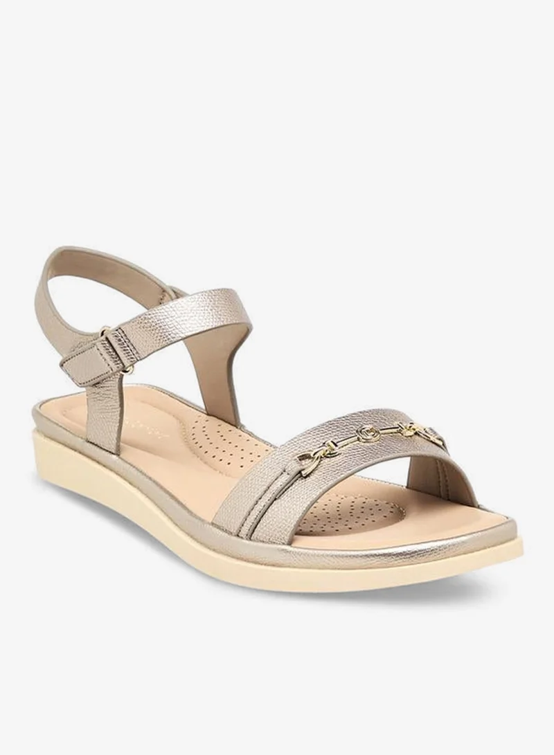 لو كونفورت Women Hook & Loop Sandals