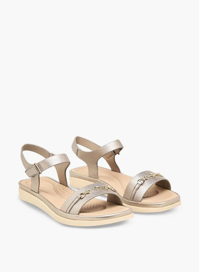 لو كونفورت Women Hook & Loop Sandals