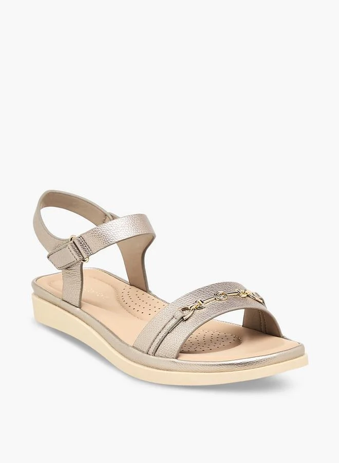 لو كونفورت Women Hook & Loop Sandals