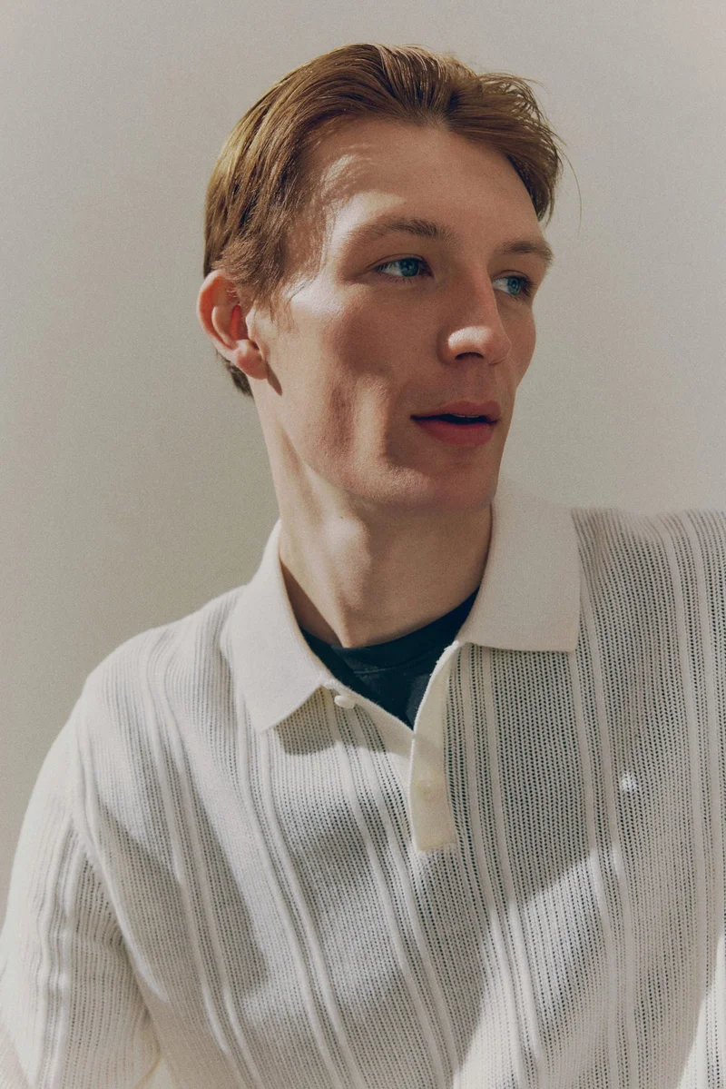 اتش اند ام تي-شيرت بولو بقصة عادية