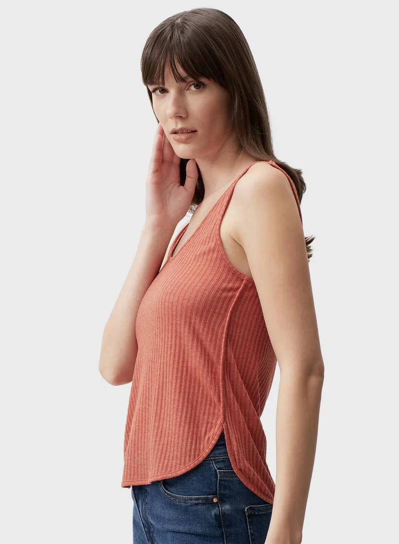 Jimmy Key Scoop Neck Tank Top