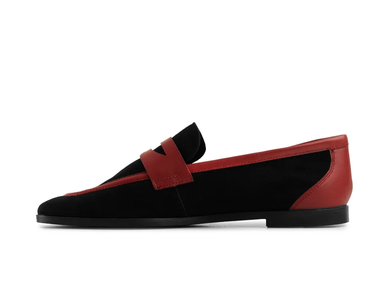 لانجوتش Women's Isla  Loafer