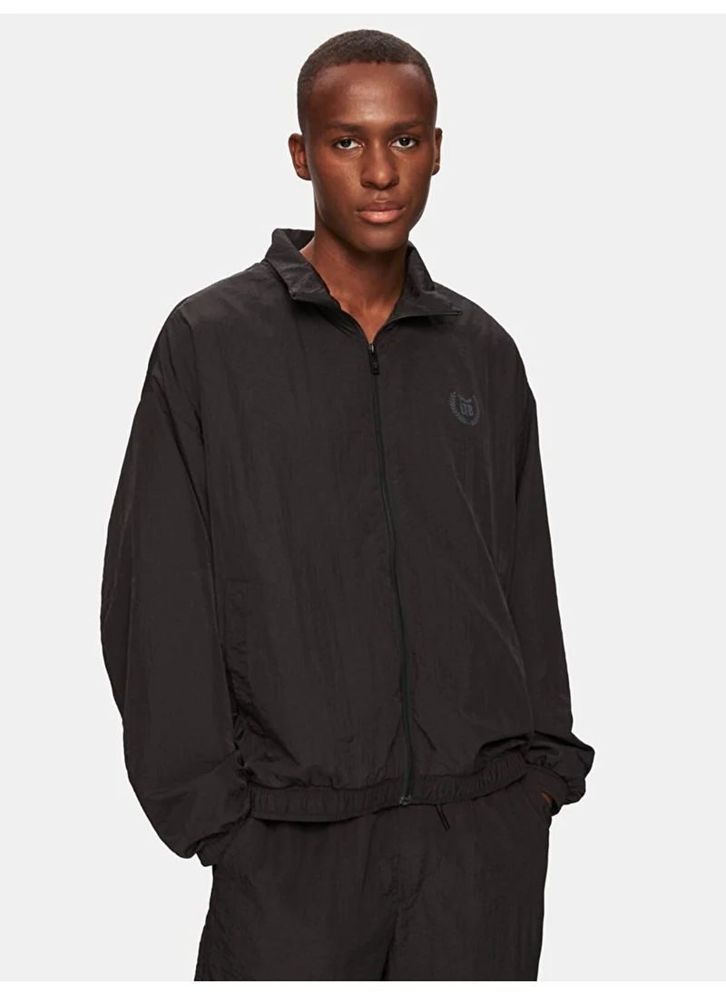 إل تي بي Black Jacket