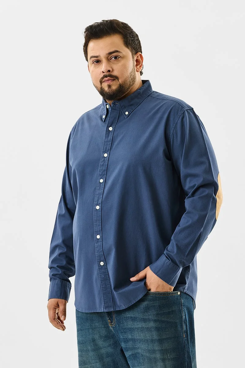 سنيتش قميص مقاس كبير برقعة مرفق زرقاء