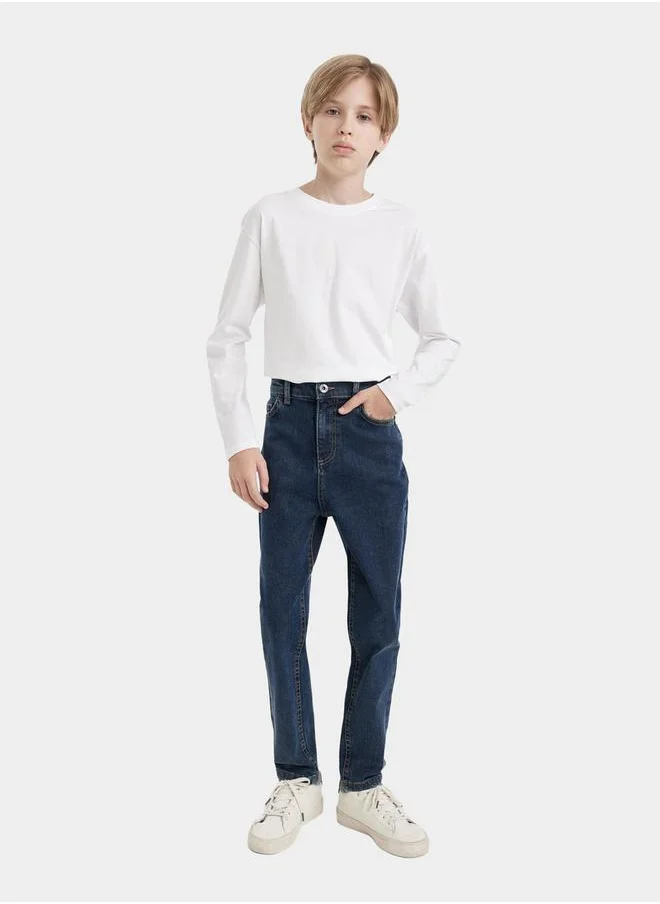 ديفاكتو Carrot Fit High Rise Straight Leg Jeans by Styli