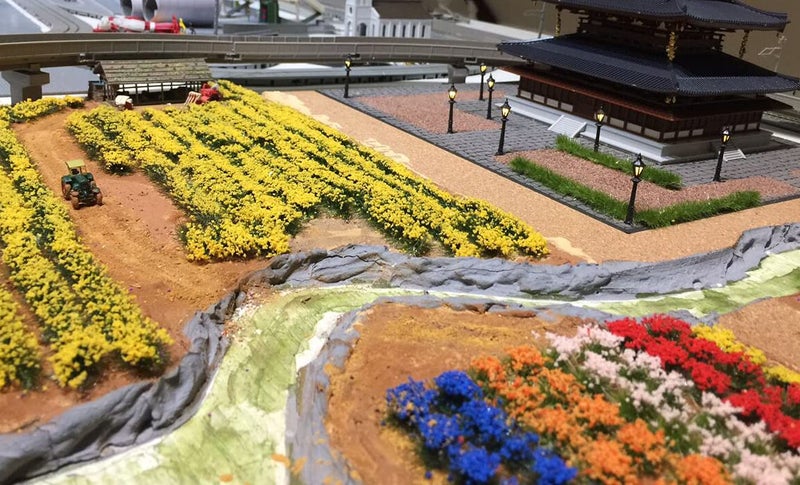 Warmtree 60 Pcs DIY Miniature Colorful Flower Cluster Self Adhesive Flower Vegetation Groups Static Grass Tufts for Train Landscape Railroad Scenery Sand Military Layout Model Miniature Bases and Dioramas - Image 4