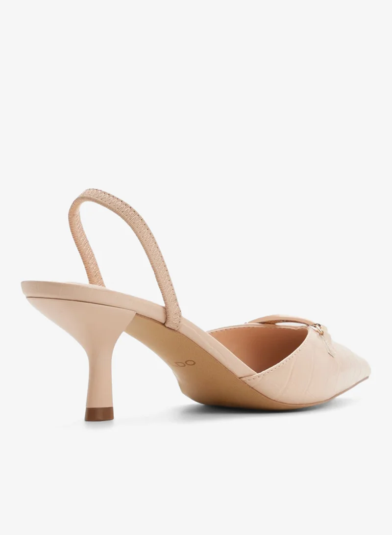 الدو ليانيا مضخات مدببة بكعب معدني