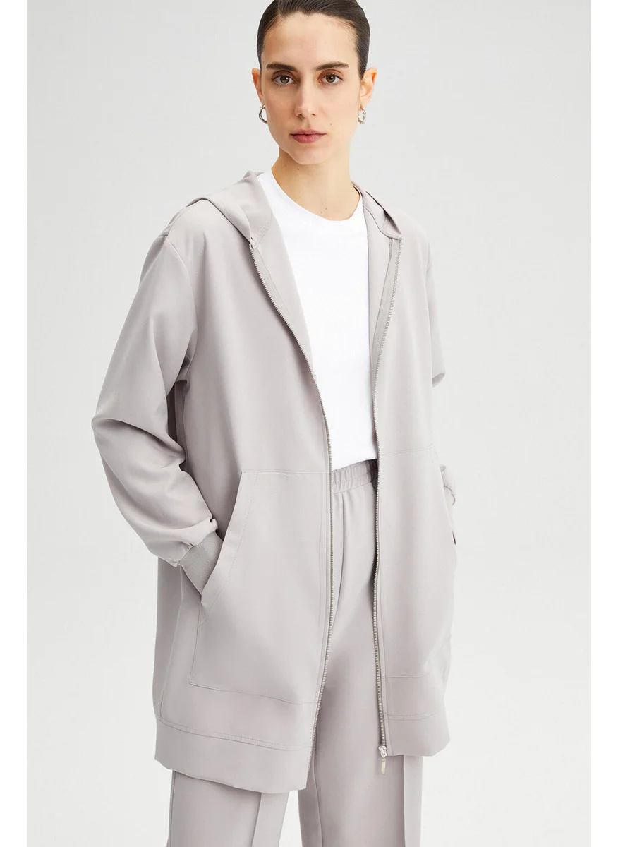 Touche Prive Zippered Thin Crepe Jacket