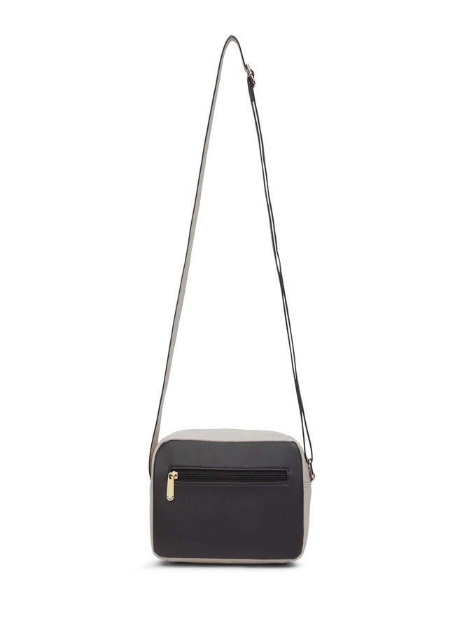 Caprese Regina Medium Sling Bag for Women with Adjustable Strap & Zipper Closure for Comfortable Wear | Versatile Handbag for Everyday Use, Travel, and Special Occasions (Black) - Image 5
