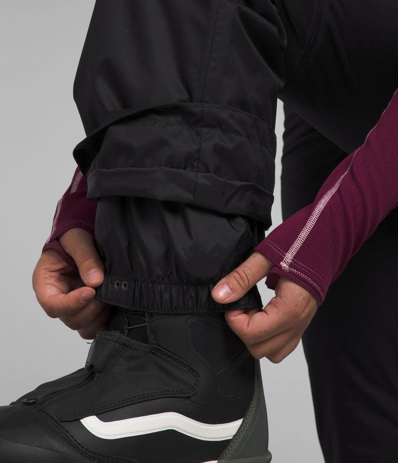 THE NORTH FACE Women's Sally Insulated Snow Pant | Waterproof & Breathable, Built-In Hem Gaiter with Gripper Elastic & Boot Clip, TNF Black, X-Small Regular - Image 4