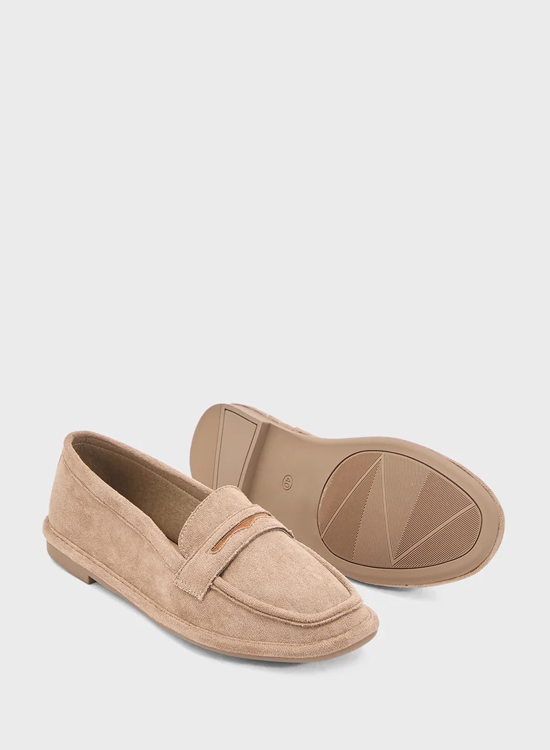 ذا براون Ladies Penny Loafer