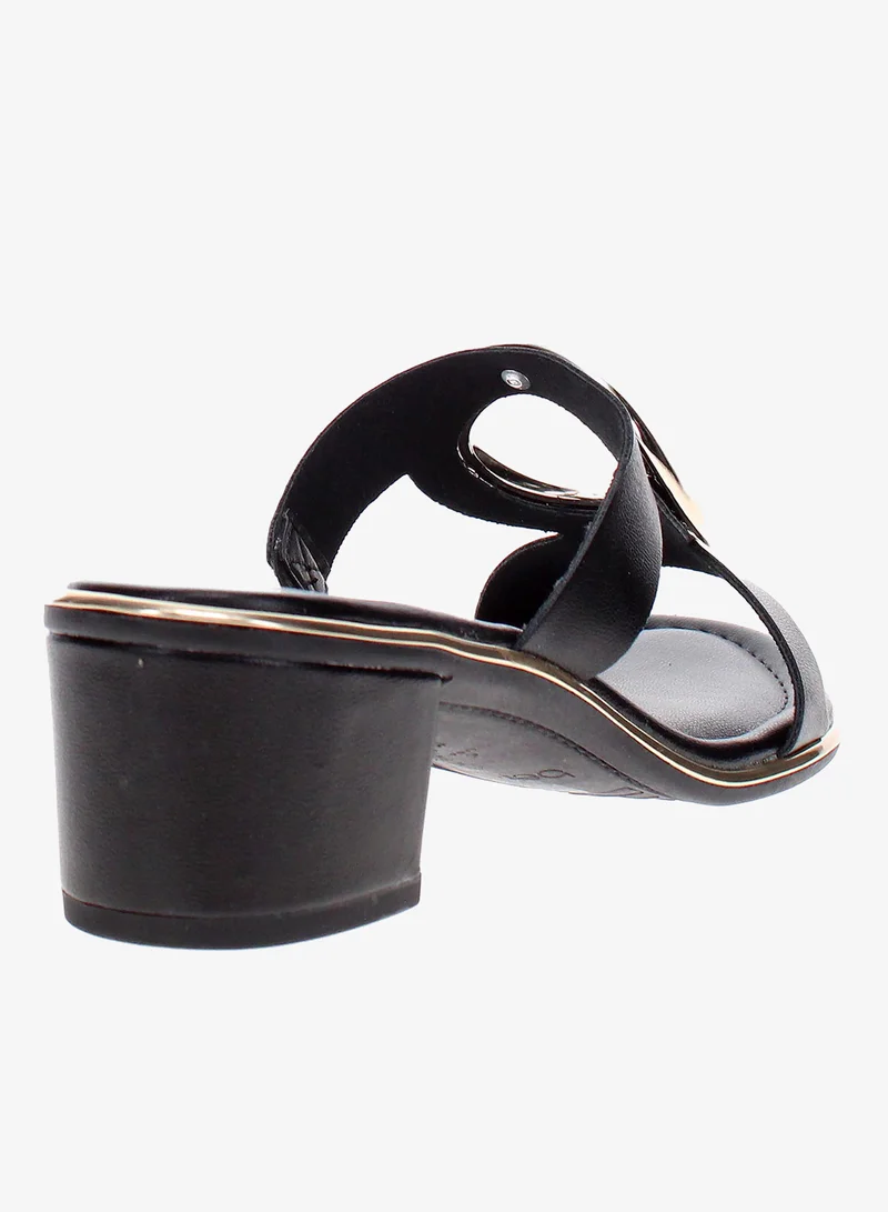 Beira Rio Black Beira Rio Women’s Flat Summer Footwear – Lightweight Slip-On Comfort with Stylish Casual Design for Women | Best Price UAE