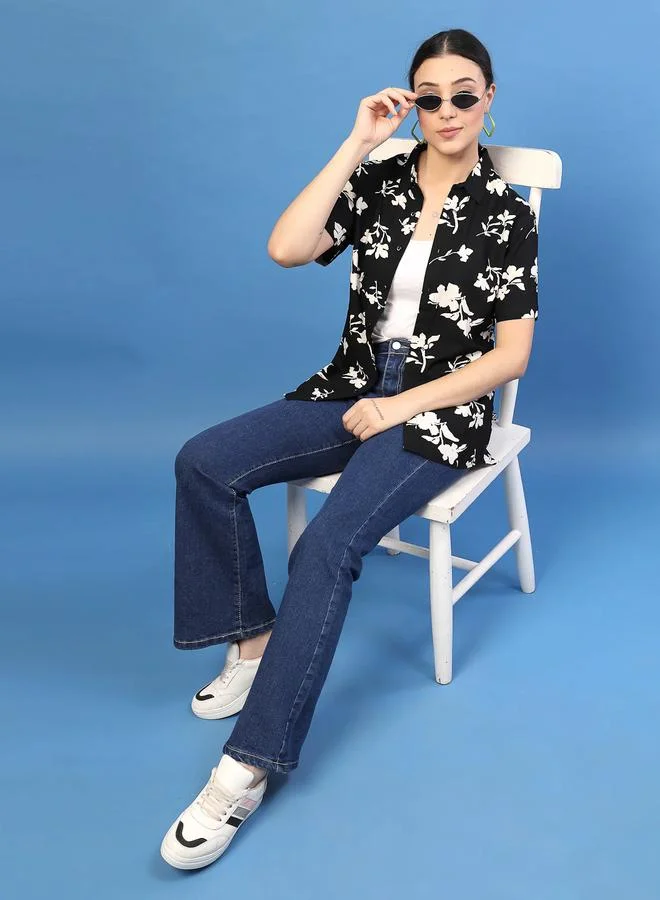 تايك تو بلوزة قصة ضيقة بطبعة زهور أسود