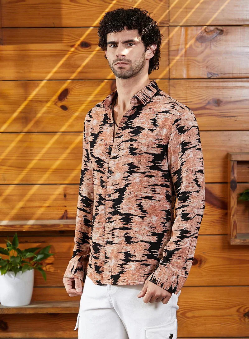Campus Sutra Men's Sienna Brown & Midnight Black Contrast-Scuff Shirt