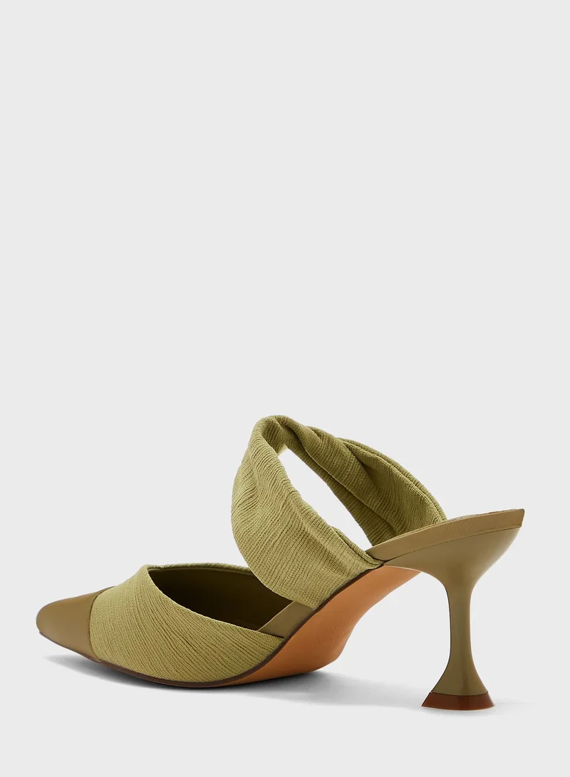 ELLA Twist Starp Pointed Pump