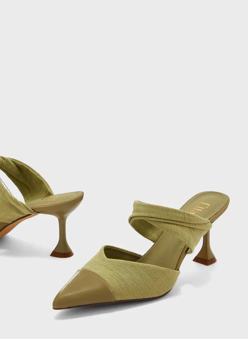 ELLA Twist Starp Pointed Pump