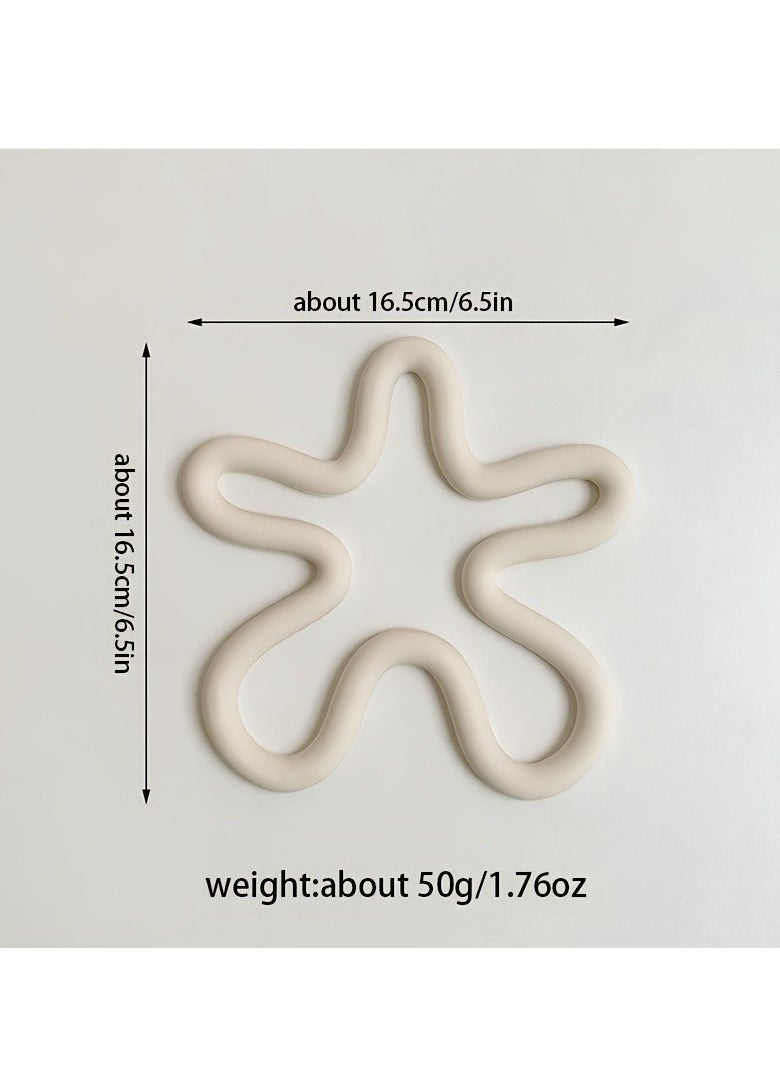 Generic 1 PC Silicone Tripod Coaster White Geometric Heat Resistant Drink Coaster, Non-Slip Pot Holder, Kitchen Accessories  - Image 3