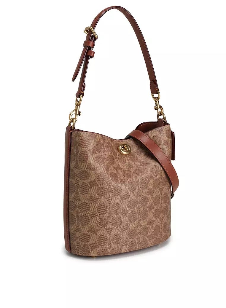 كوتش اوت ليت حقيبة دلو ناعمة من COACH Willow مقاس - Image 2