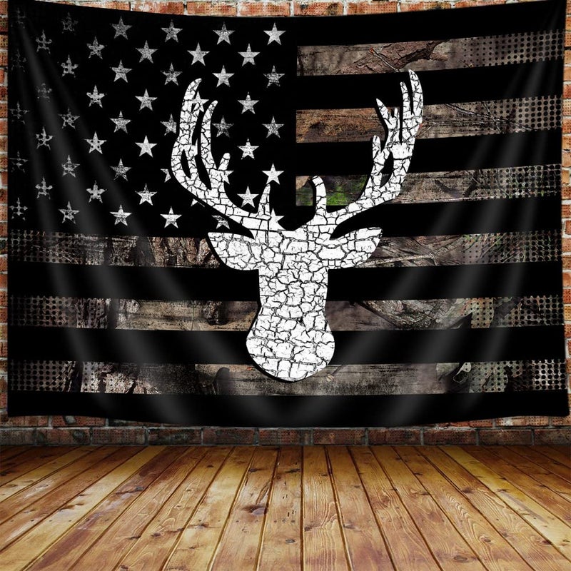 VEIGIKE VEIGIKE American Flag Hunting Tapestry Western Black and White Country Deer Tapestry Wall Hanging for Men Bedroom Room Rustic Camo Tapestries Poster Blanket College Dorm Home Decor 60X40 Inches 