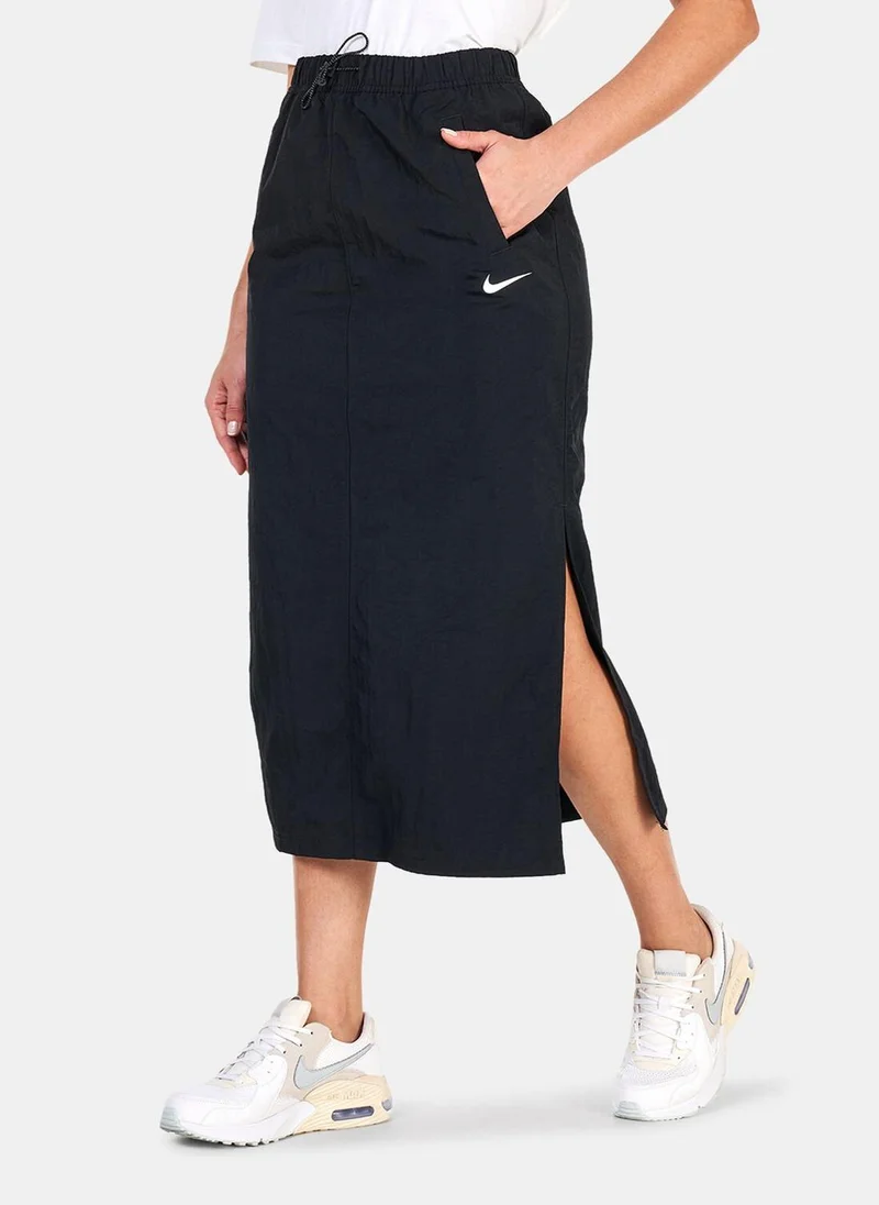 Nike Women's Sportswear Essential High-Waisted Woven Skirt