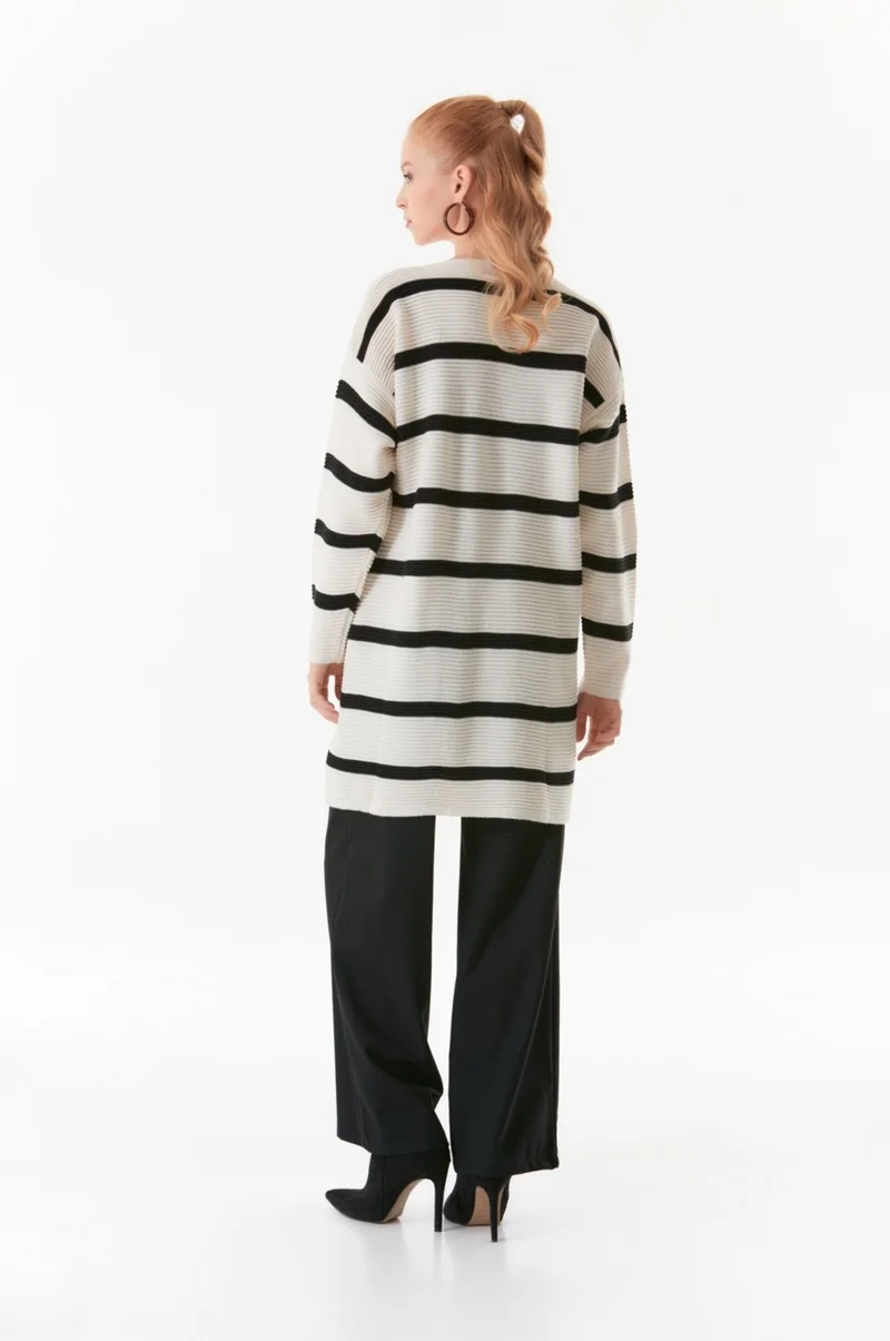فولامودا Striped Buttoned Knitted Cardigan