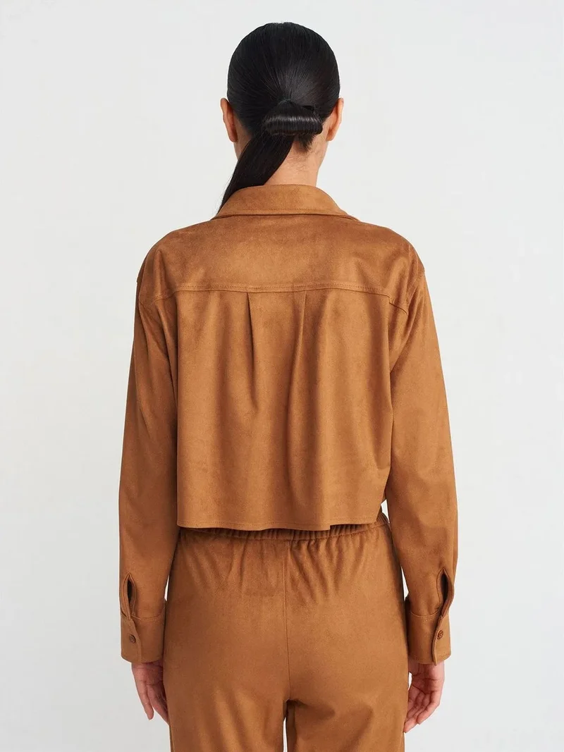 ديلفين Dilvin Women's Cropped Faux Suede Button Shirt
