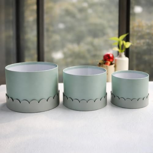 Oasis Pack of 3 Premium Round Gift & Flower Hamper Boxes With Scalloped Lid | Classic Bouquet Box for Flower Arrangements & Gift Hampers | Decorative Gift Packaging Box With Waterproof Liner - Baby Blue & Grey - Image 4