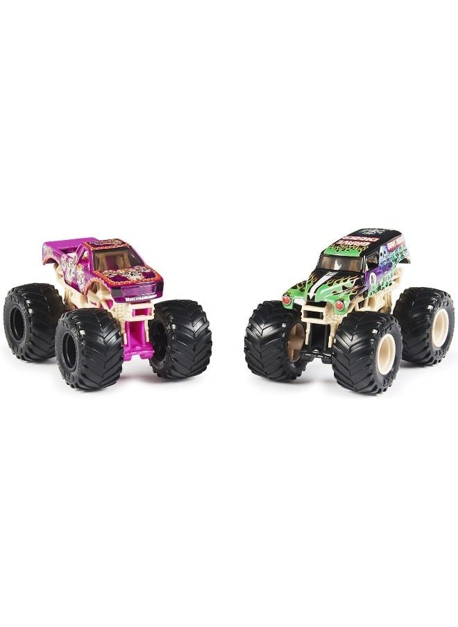Spin Master LTD. - Monster Jam Set of 2 Grave Digger Cars vs. Skull 1:64 Scale - Image 1