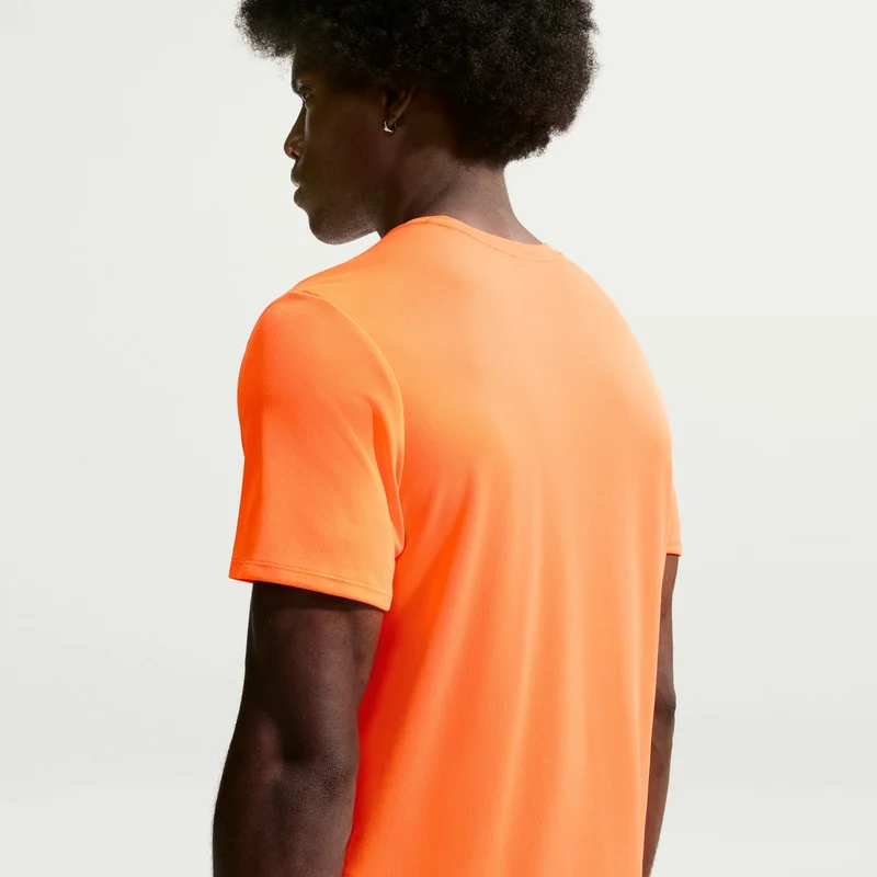 Nike Men's Miler Dri-FIT UV Running T-Shirt