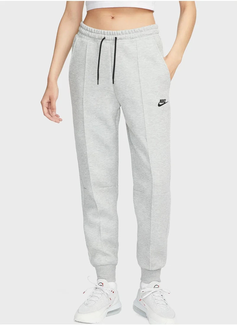 Nike Essential Mid-Rise Sweatpants