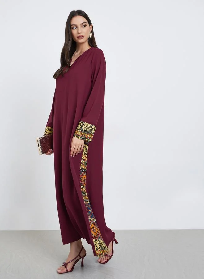 تايك تو Burgundy Printed Side Panel Jalabiya