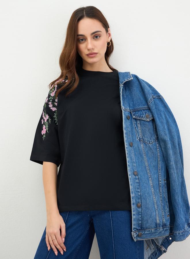 Styli Black Floral Embroidered Oversized T-Shirt - Image 1