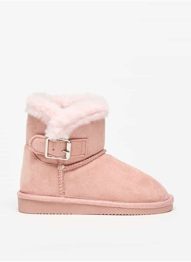 Girls Plush Detail Slip-On High Cut Boots - https://f.nooncdn.com/p/pzsku/ZC4B97533EF58621AECDAZ/45/_/1727426741/c2a1e0e3-b782-45f8-b978-33f82f237457.jpg?format=jpg&width=original