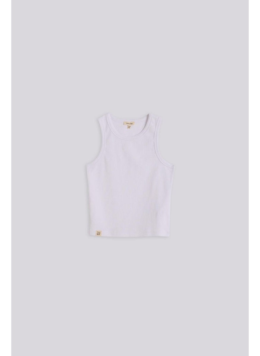 Tyess Basic Bg Store Girl White Undershirt  - Image 1