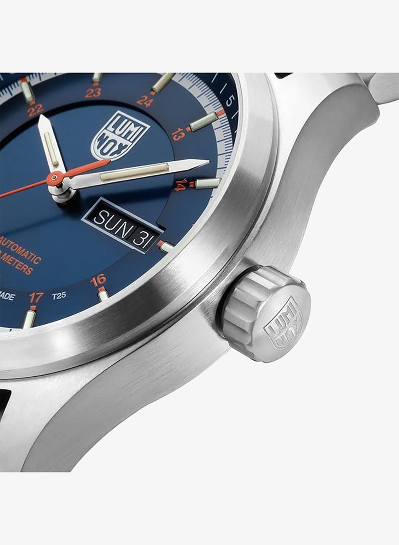 Luminox Men's Analog Round Shape Stainless Steel Wrist Watch XL.1904 - 44 Mm - Image 3