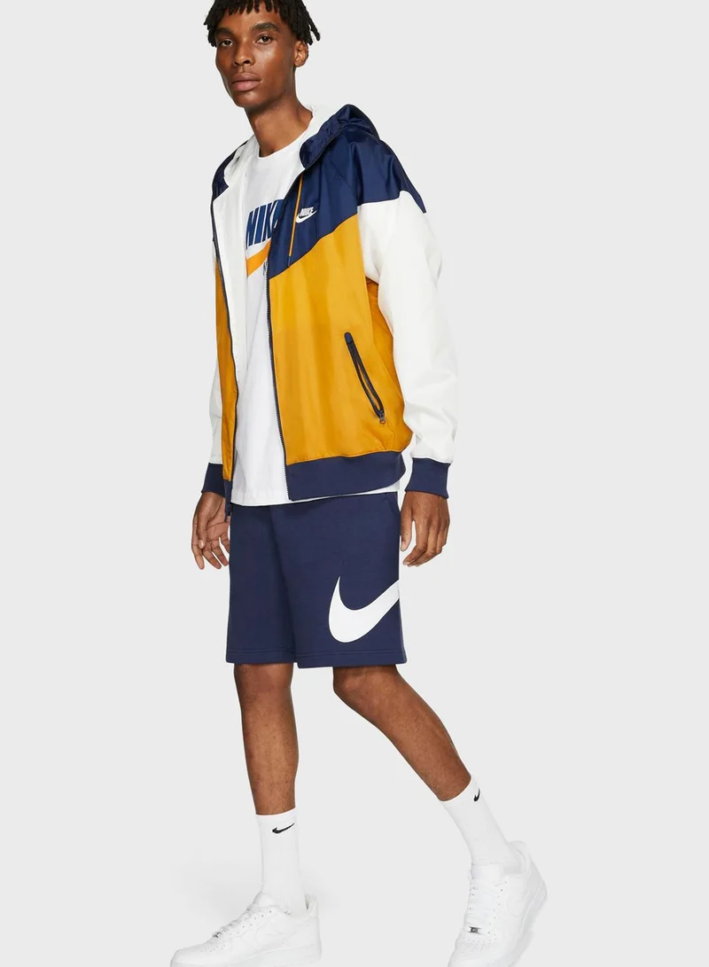 نايكي شورت بخصر مطاطي