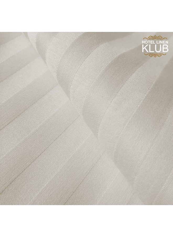 Hotel Linen Klub Hotel Linen Klub Mattress Topper 85GSM Microfiber Stripe Super Soft Fabric 500GSM Soft Firm and Extra Thick Fibersheet and Highly Elastic Bands  - Image 4