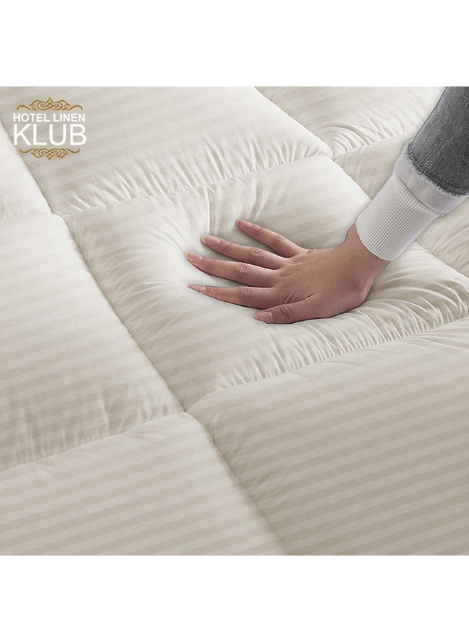 Hotel Linen Klub Hotel Linen Klub Mattress Topper 85GSM Microfiber Stripe Super Soft Fabric 500GSM Soft Firm and Extra Thick Fibersheet and Highly Elastic Bands  - Image 2