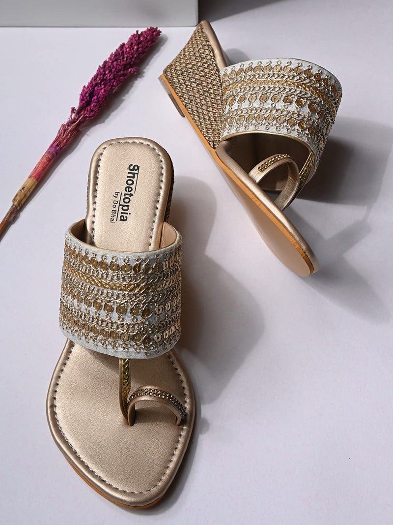 Shoetopia صنادل شوتوبيا النسائية بكعب ويدج كولهابوري - Image 2