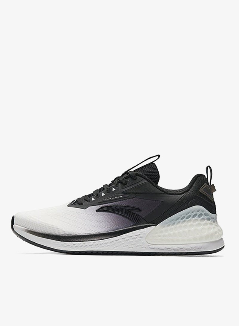 انتا أحذية رياضية خفيفة الوزن ببطانة ناعمة للركض والعمل والتنقل بمسامات تهوية - Image 1